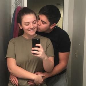 Meet your Posher, Em